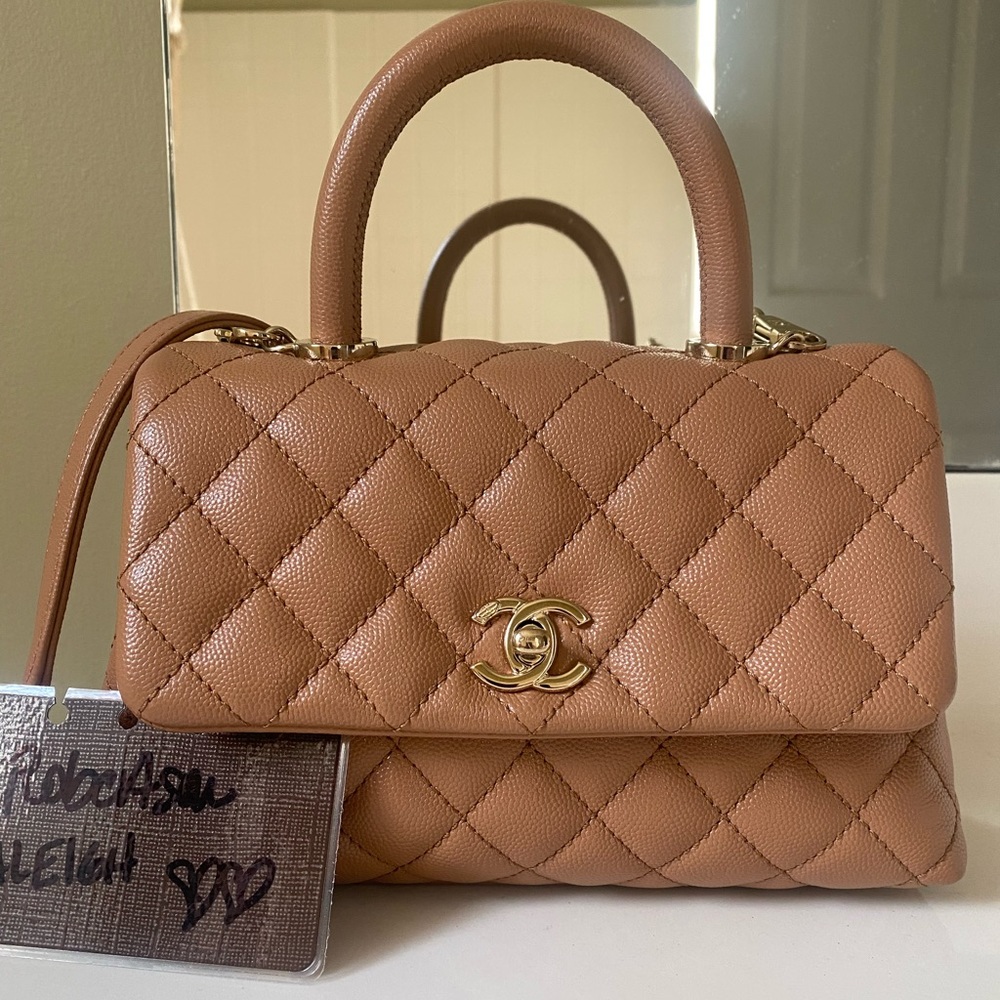 Chanel 21p Quilted Small Caramel Coco handle flap with ghw